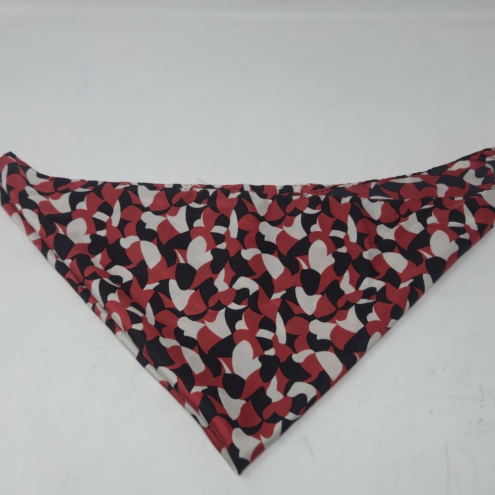 Vintage Silk Pocket Square Scarf 18x18 Hand Rolled Red Black White Camo Italy - Picture 6 of 7